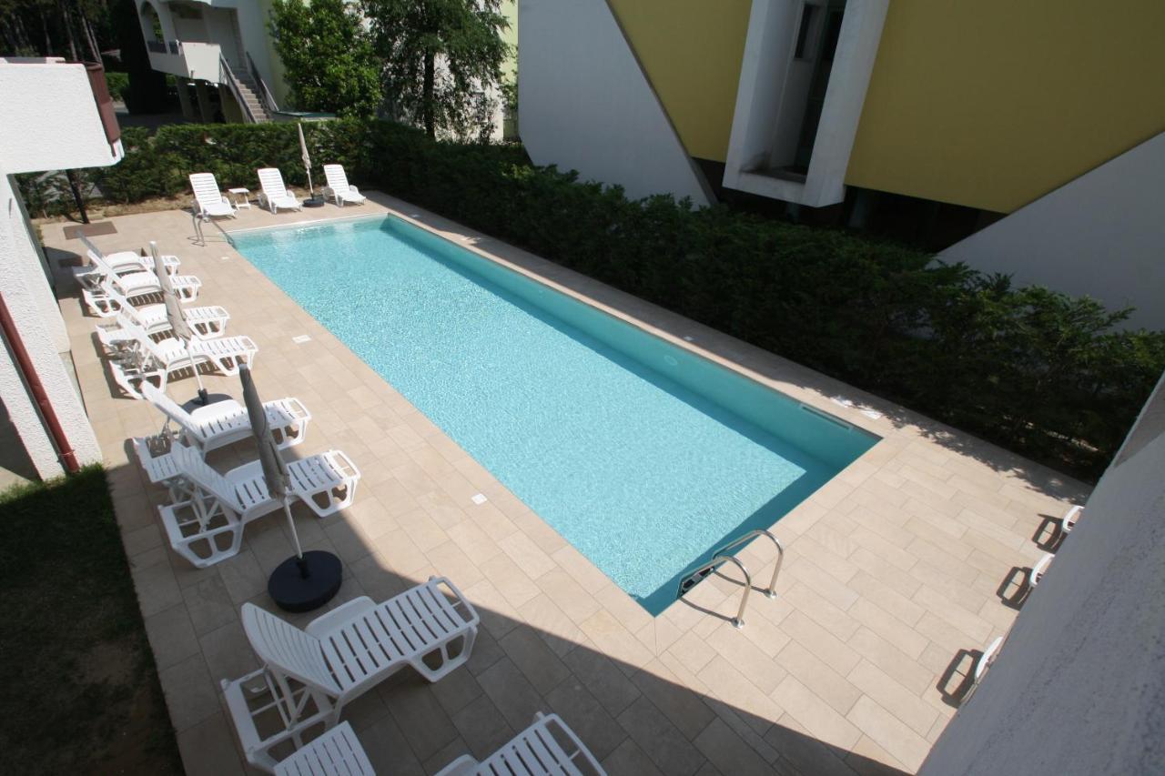Villa Albaluisa Bibione Kültér fotó