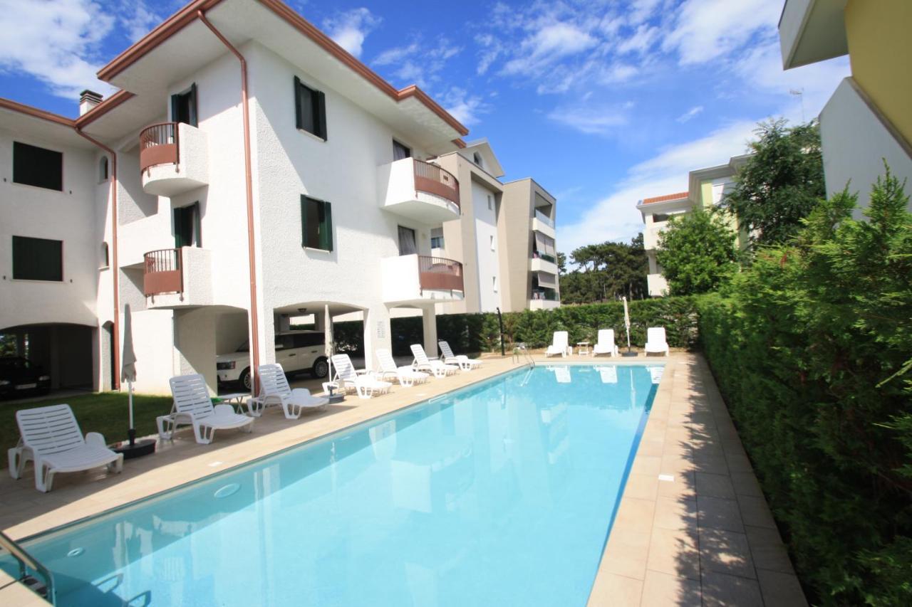 Villa Albaluisa Bibione Kültér fotó