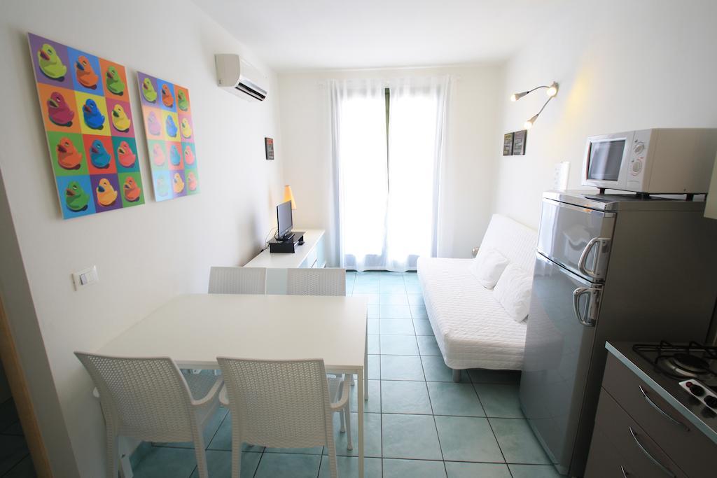 Villa Albaluisa Bibione Szoba fotó